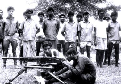 রণাঙ্গনের যোদ্ধারা মুক্তিযোদ্ধা, বাকিরা সহযোগী